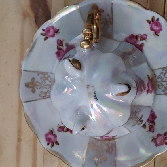 3 footed Japanese Tea cup - Picture 4 of 4